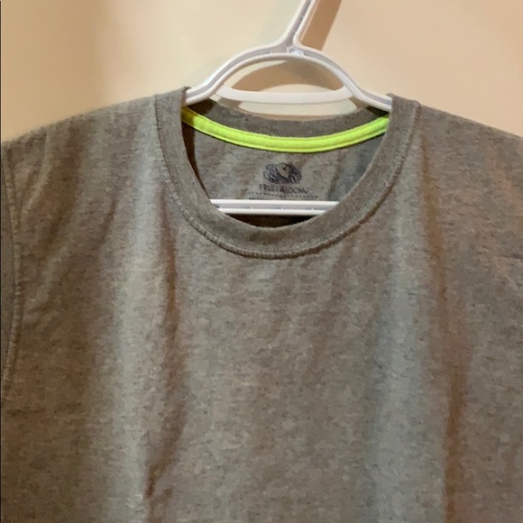 Men’s muscle tank - Picture 2 of 3